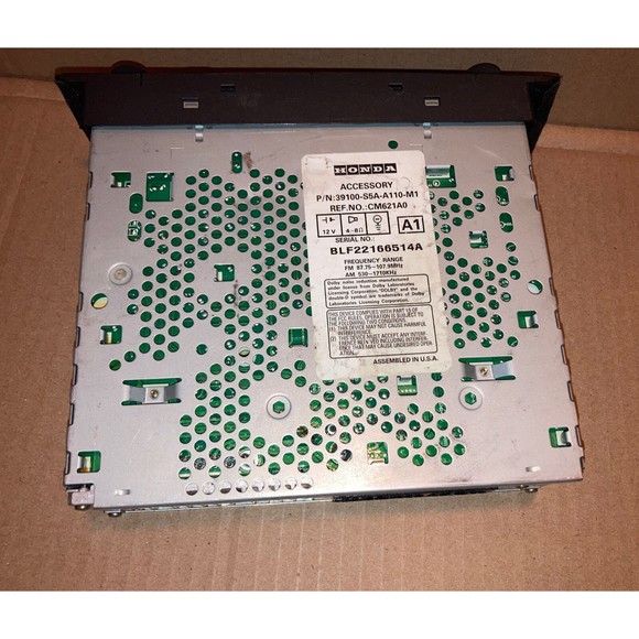 2001-2005 Honda Civic AM FM Radio Cassette Player Part Number 39100-S5A-A110-M1 - Picture 7 of 12